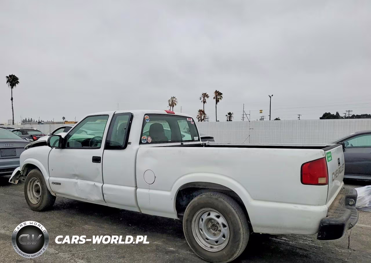 1999 Chevrolet S Truck S10 VIN:1GCCS19X9XK197634 - 2