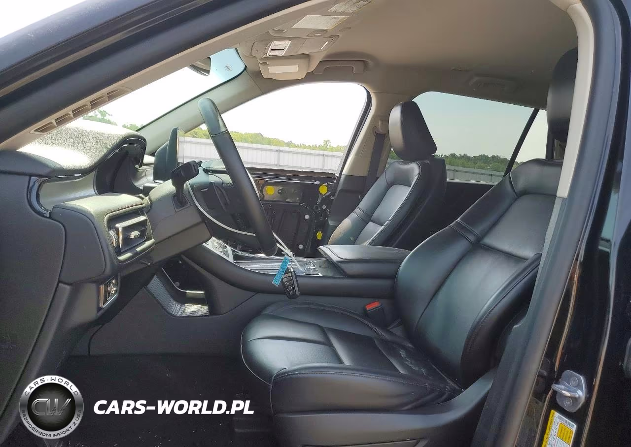 2023 Lincoln Aviator VIN:5LM5J6XC1PGL27149 - 7