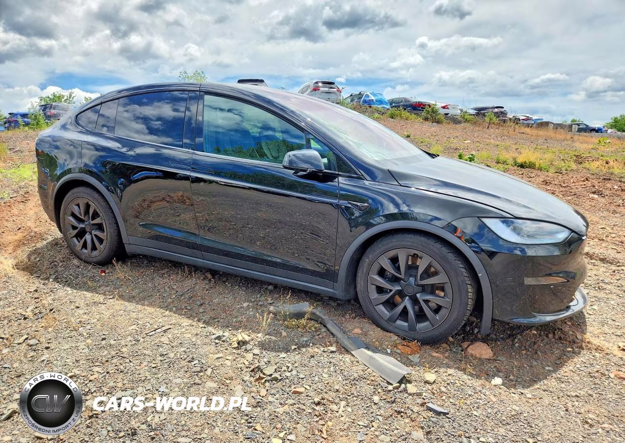 2023 Tesla Model X VIN:7SAXCDE55PF426251 - 4