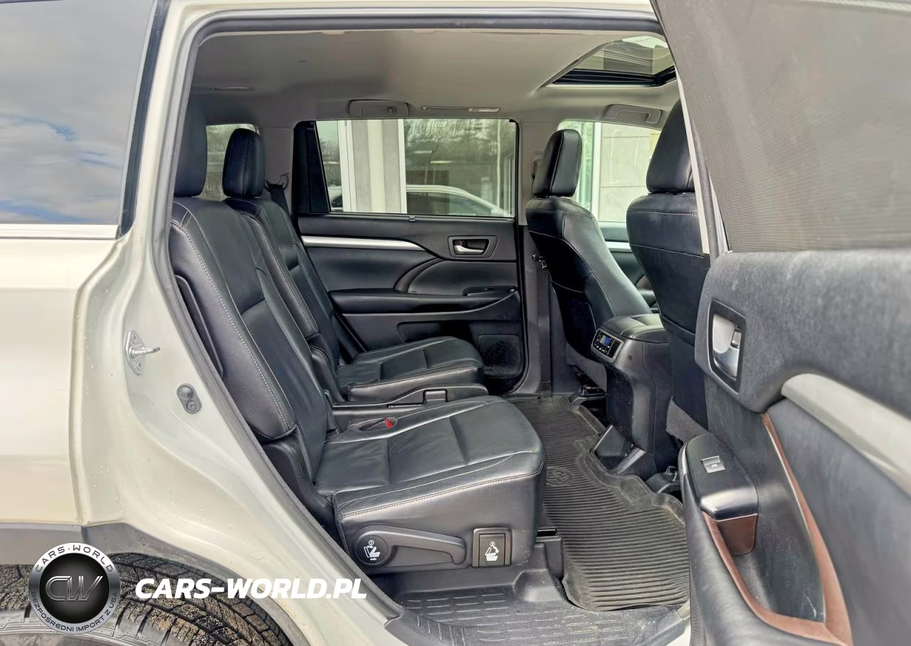 2018 Toyota Highlander Xle VIN:5TDJZRFH7JS537362 - 6