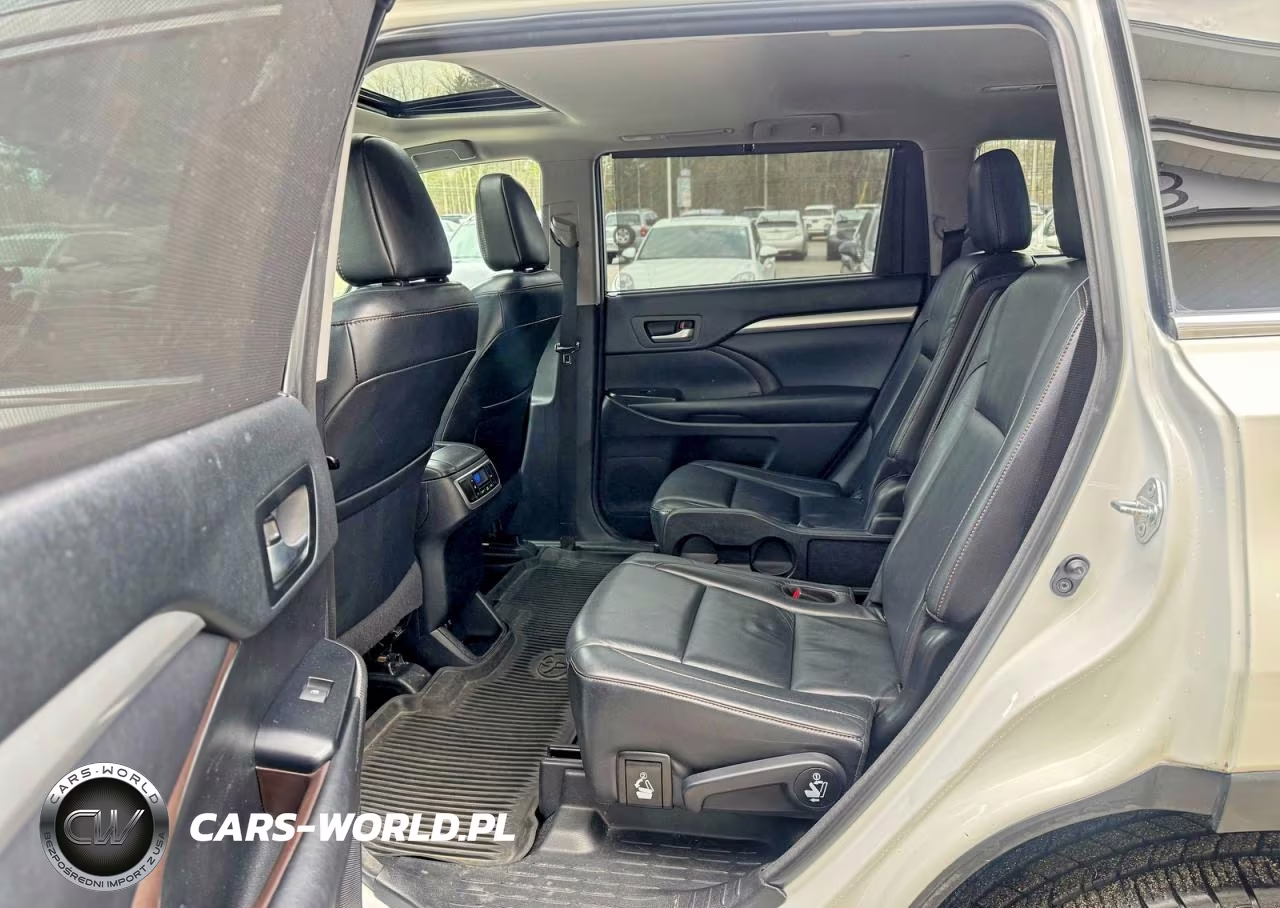 2018 Toyota Highlander Xle VIN:5TDJZRFH7JS537362 - 8