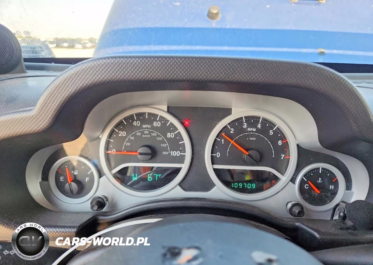 2009 Jeep Wrangler Rubicon VIN:1J8GA641X9L755985 - 9
