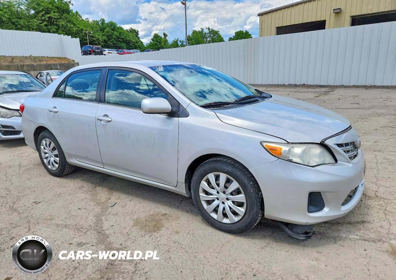 2013 Toyota Corolla Le VIN:2T1BU4EE1DC007401 - 4
