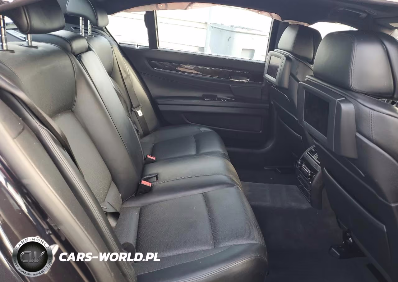 2012 BMW 750 Li VIN:WBAKB8C5XCDX20585 - 10