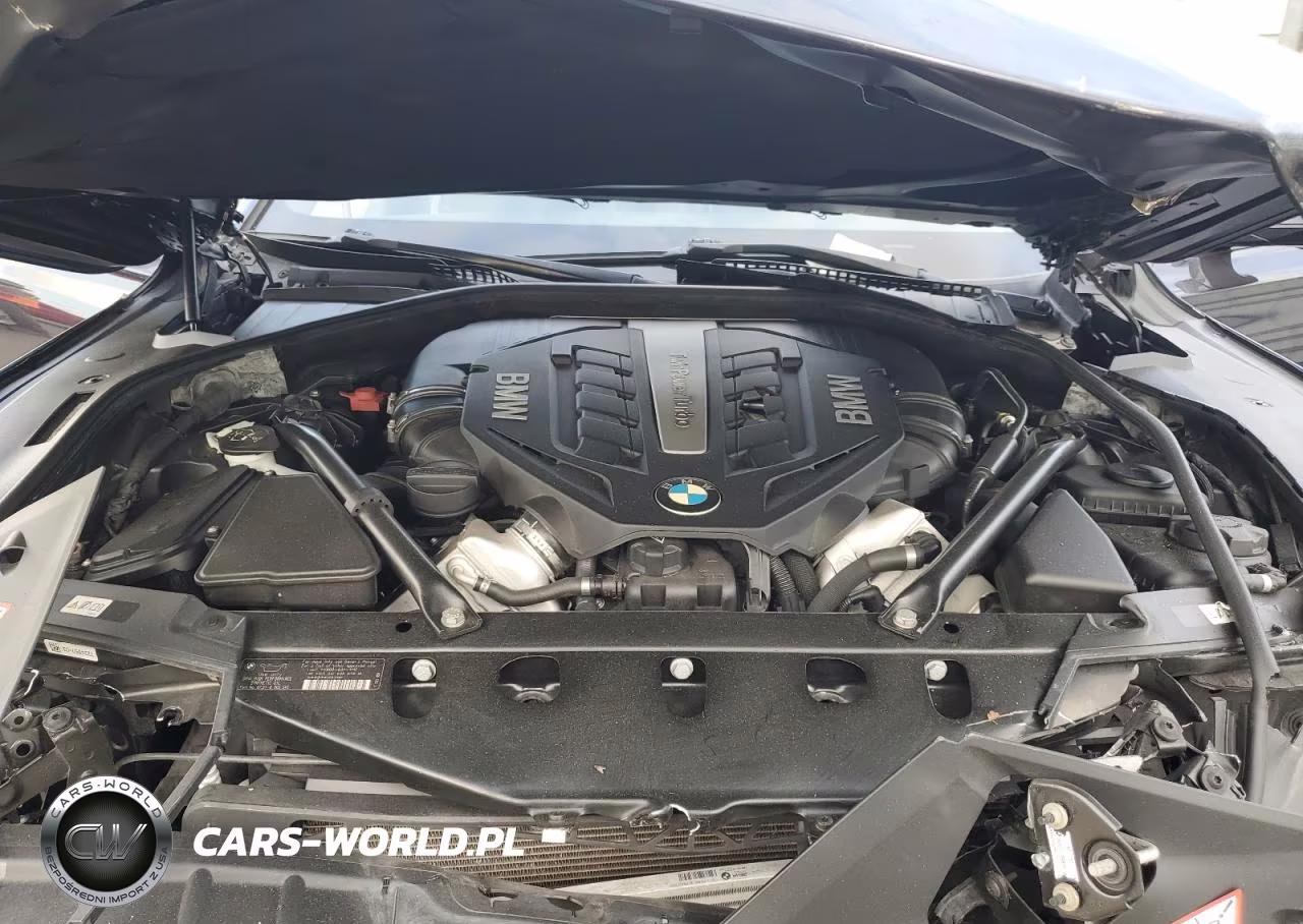 2012 BMW 750 Li VIN:WBAKB8C5XCDX20585 - 11