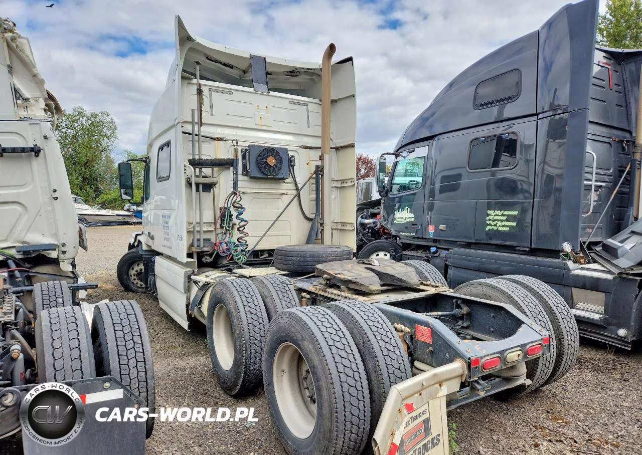 2015 Volvo Vnl Semi Truck VIN:4V4NC9EH5FN911604 - 3