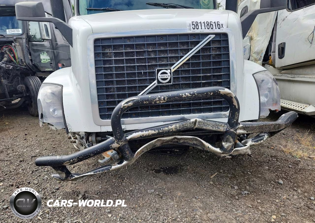 2015 Volvo Vnl Semi Truck VIN:4V4NC9EH5FN911604 - 9