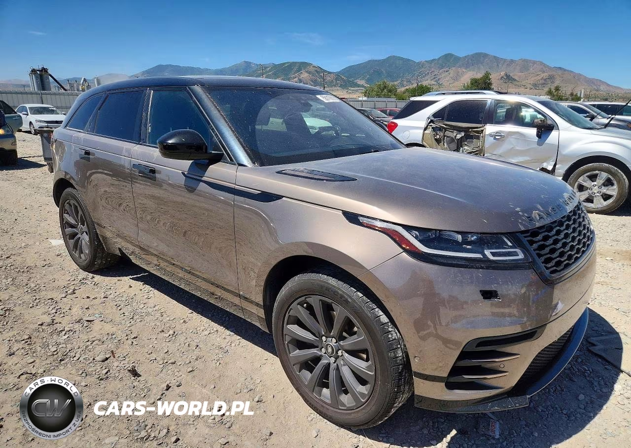 2018 Land Rover Range Rover Velar R-Dynamic Se VIN:SALYL2RX5JA777784 - 4