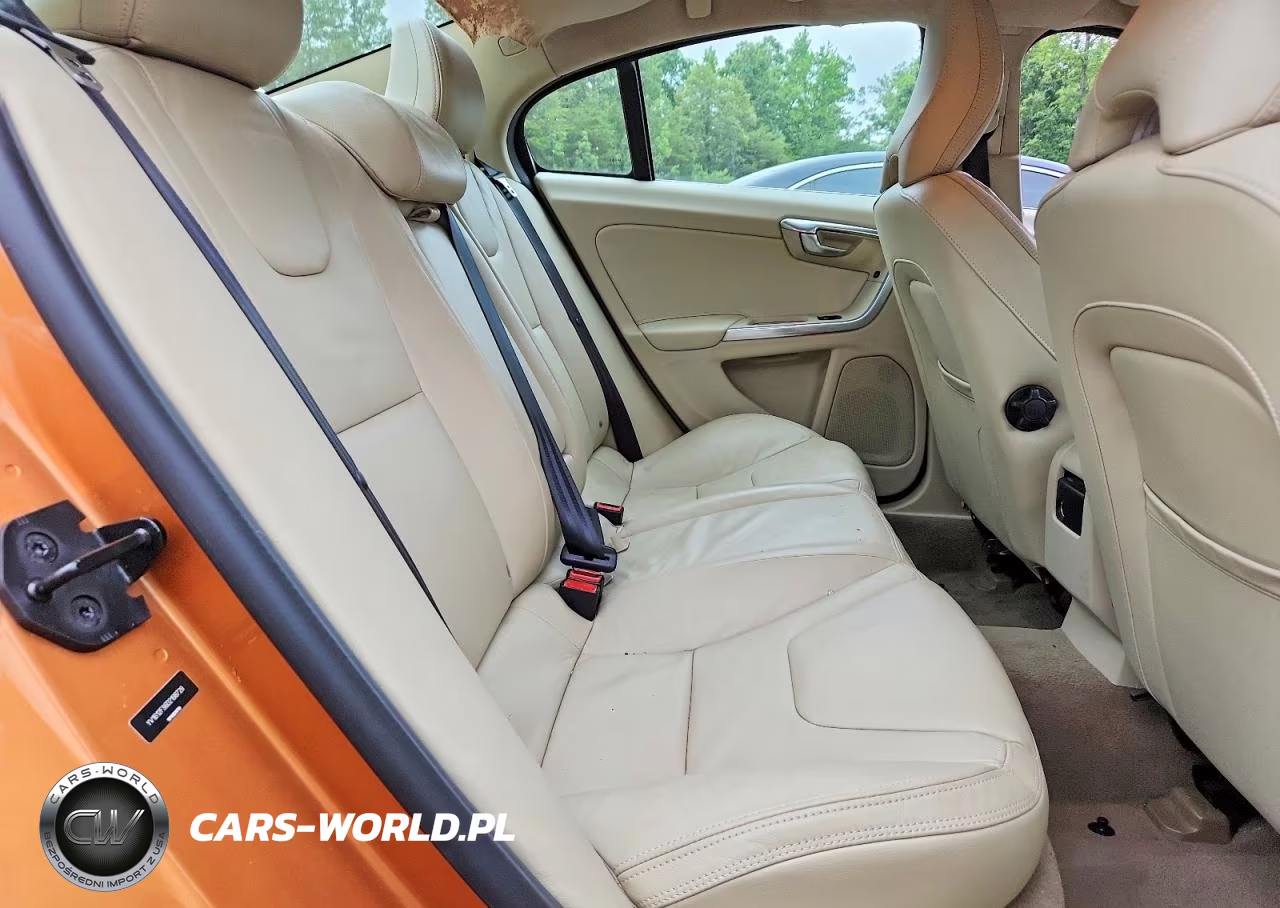 2013 Volvo S60 T5 VIN:YV1612FS6D2198728 - 10