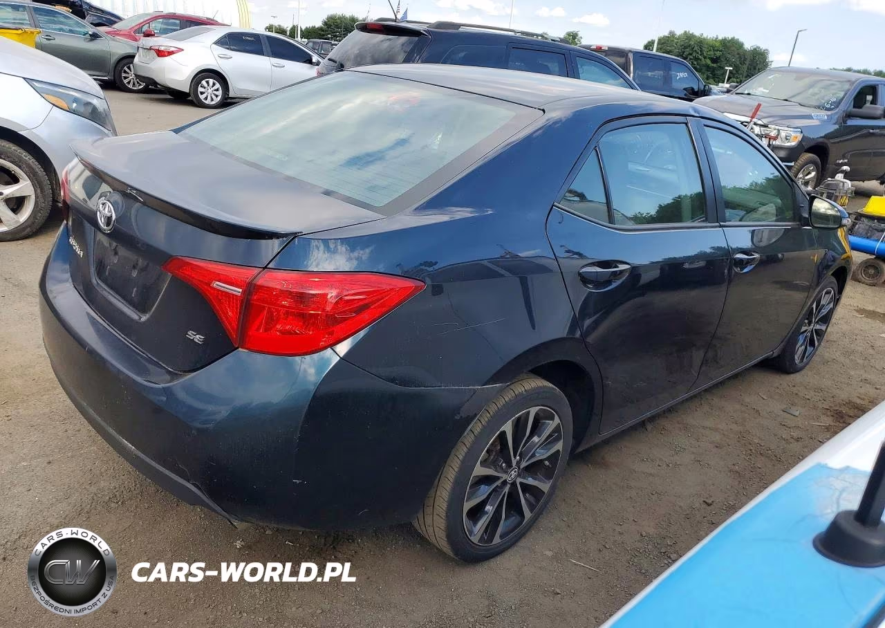 2017 Toyota Corolla Se VIN:2T1BURHE9HC782141 - 3