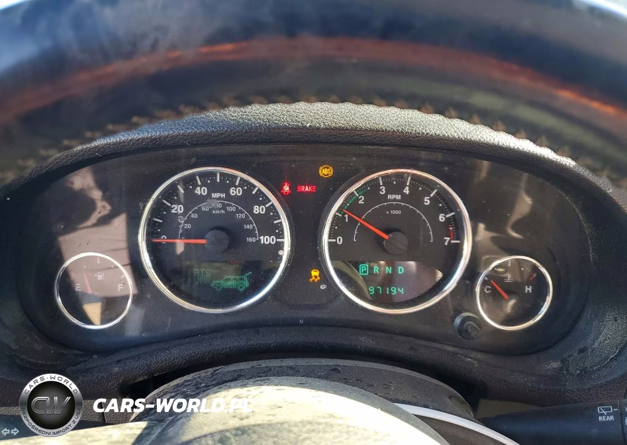 2013 Jeep Wrangler VIN:1C4HJWDG5DL522413 - 9