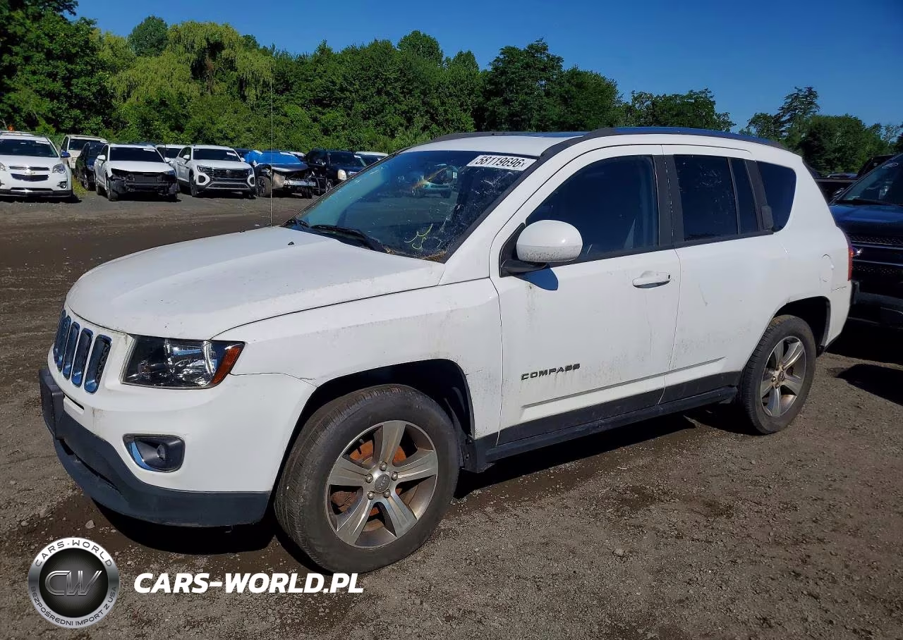 2017 Jeep Compass Latitude – zdjęcie 1 z 13