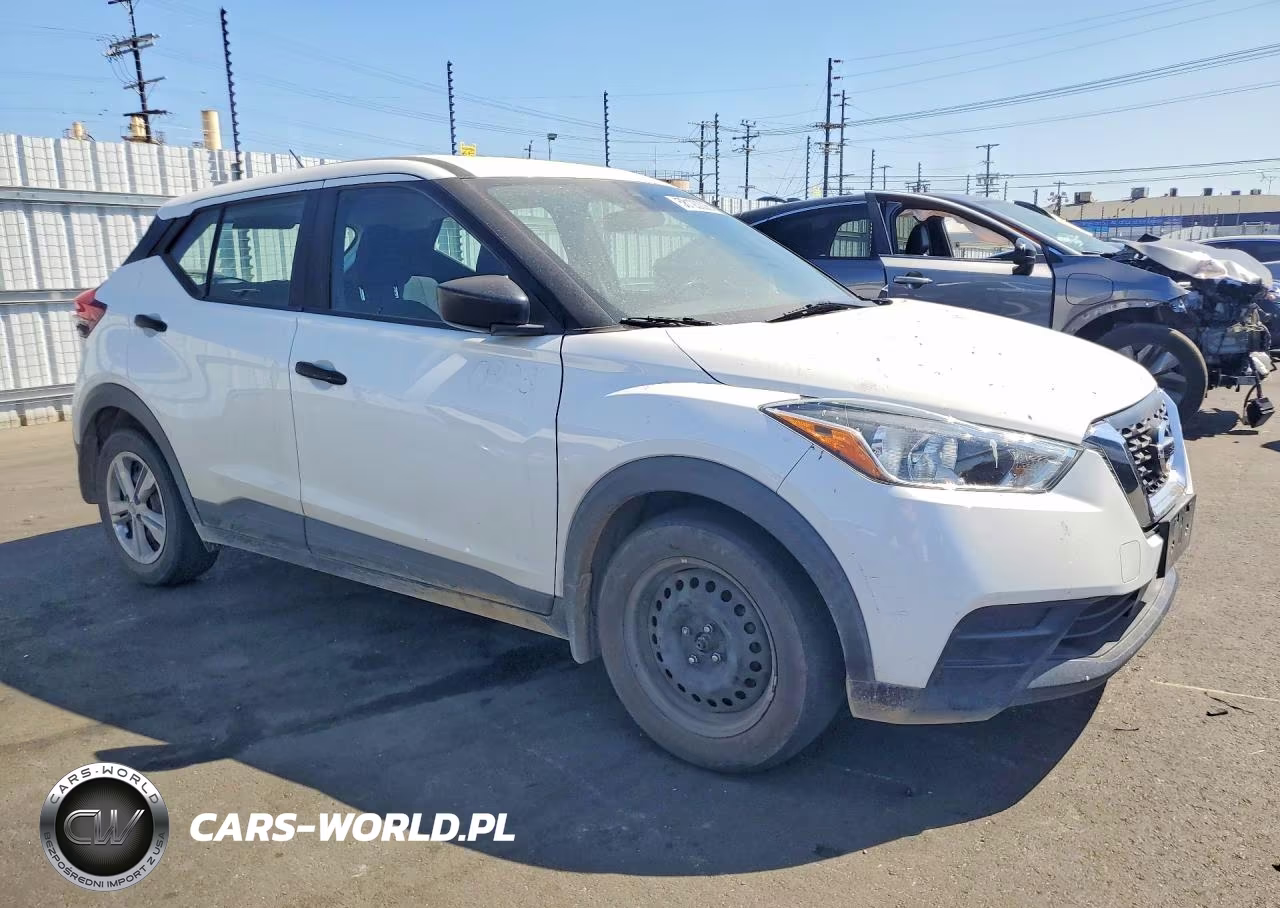 2020 Nissan Kicks S VIN:3N1CP5BV5LL581049 - 4