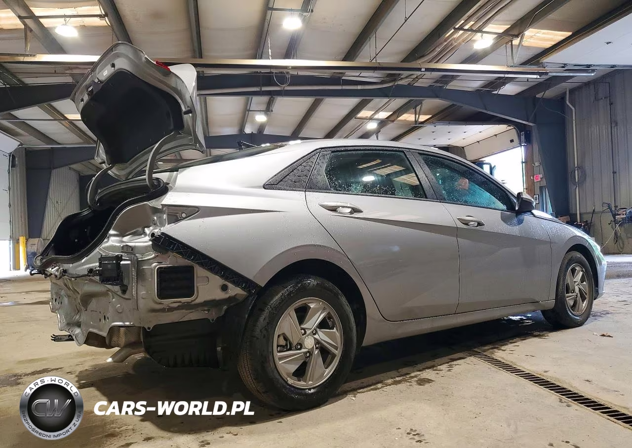 2025 Hyundai Elantra Se VIN:KMHLL4DG7SU062697 - 3