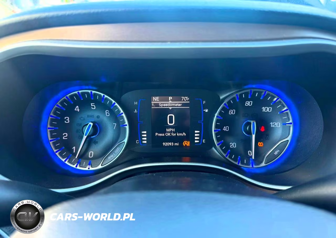 2019 Chrysler Pacifica Touring L VIN:2C4RC1BG0KR555280 - 8