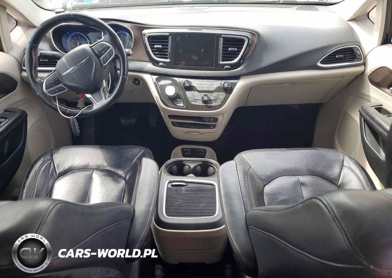 2017 Chrysler Pacifica Touring L Plus VIN:2C4RC1EG9HR837602 - 8