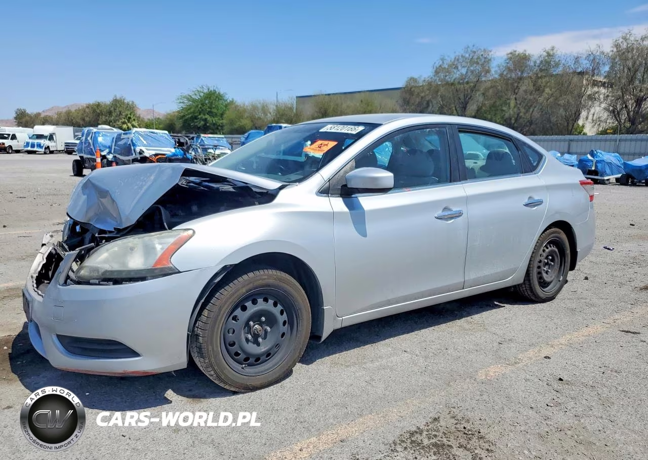 2013 Nissan Sentra S – zdjęcie 1 z 12