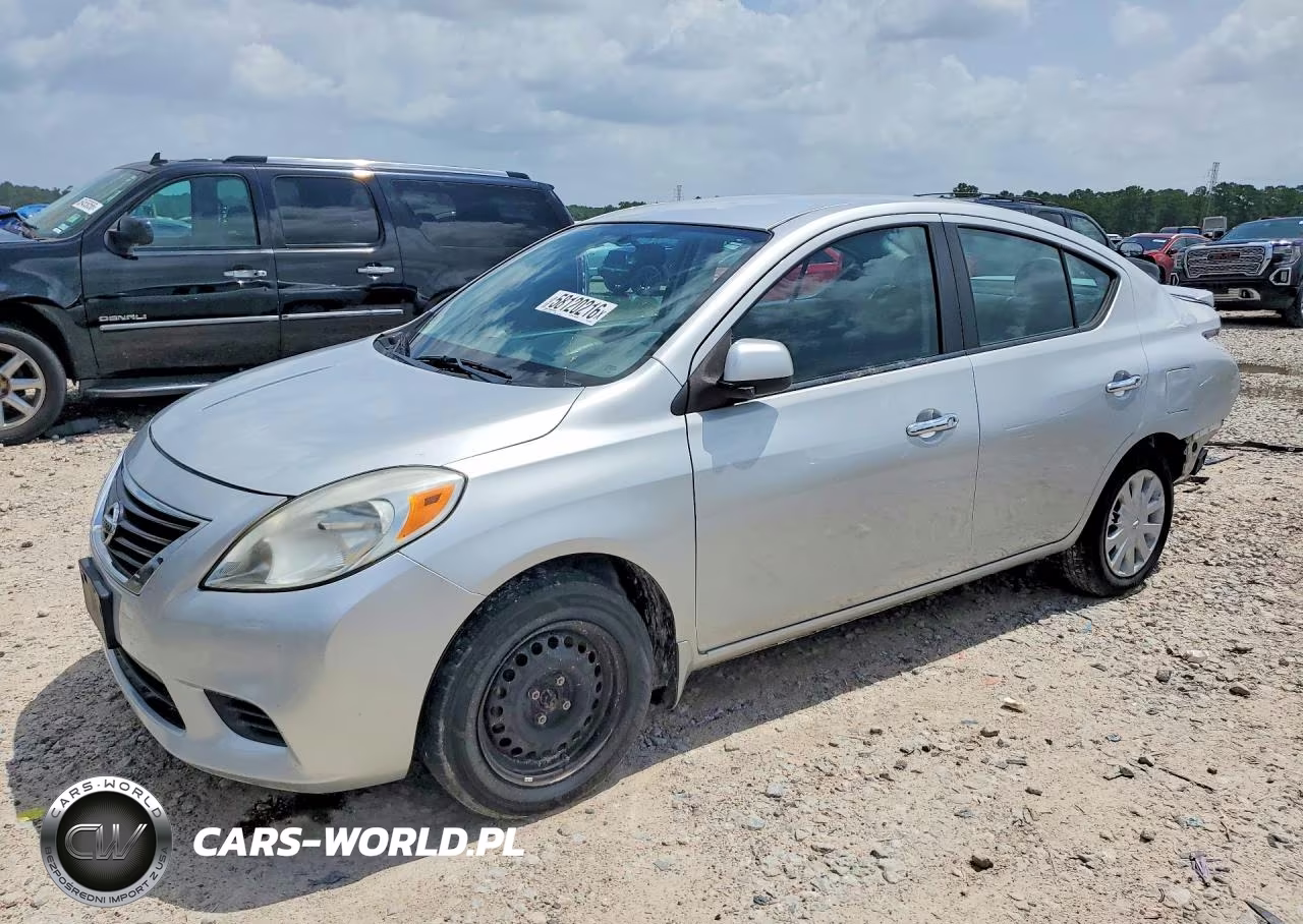 2013 Nissan Versa 1.6 S