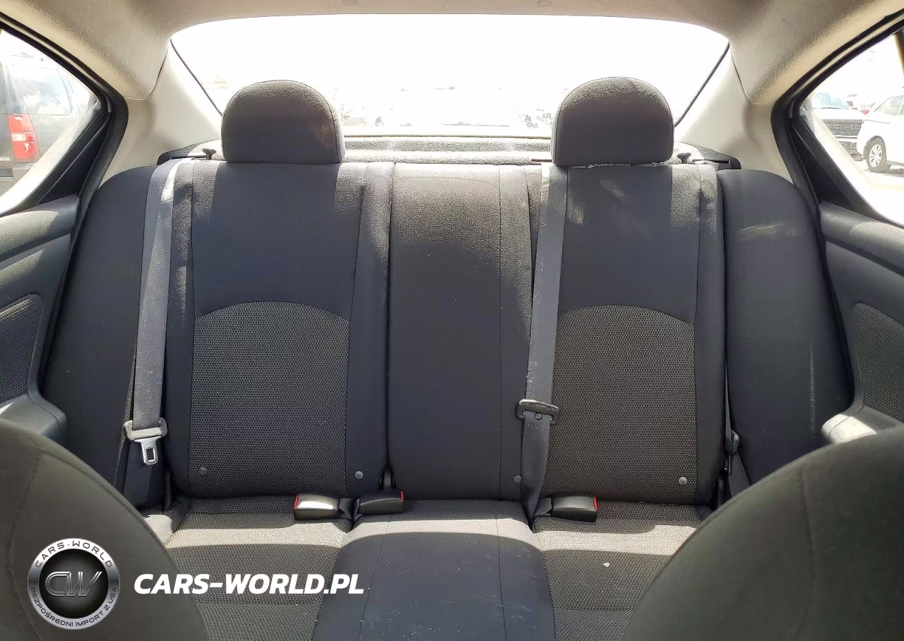 2013 Nissan Versa 1.6 S VIN:3N1CN7AP0DL844411 - 10