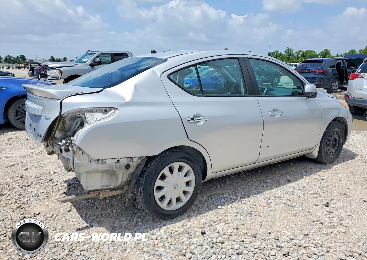2013 Nissan Versa 1.6 S VIN:3N1CN7AP0DL844411 - 3