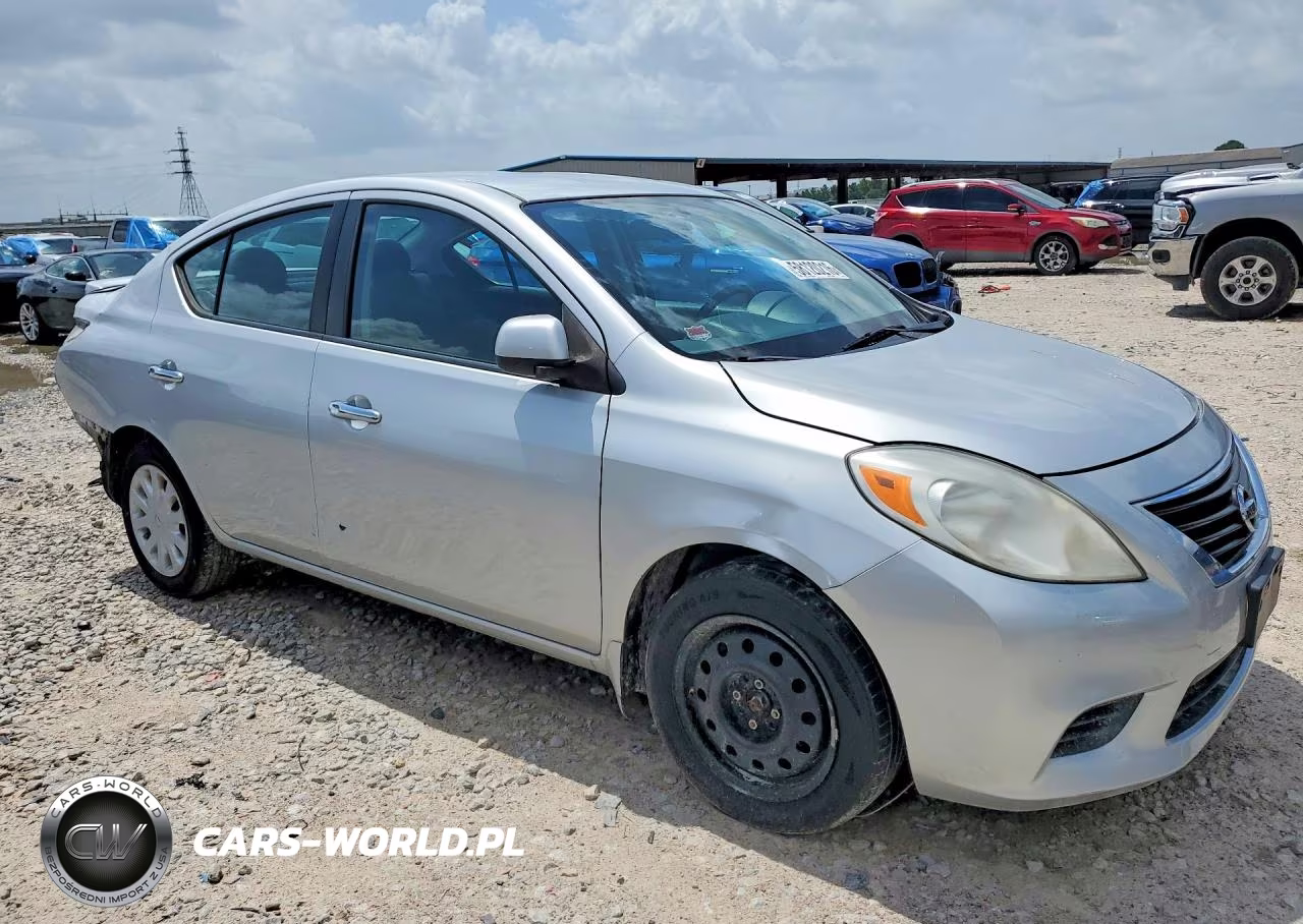 2013 Nissan Versa 1.6 S VIN:3N1CN7AP0DL844411 - 4