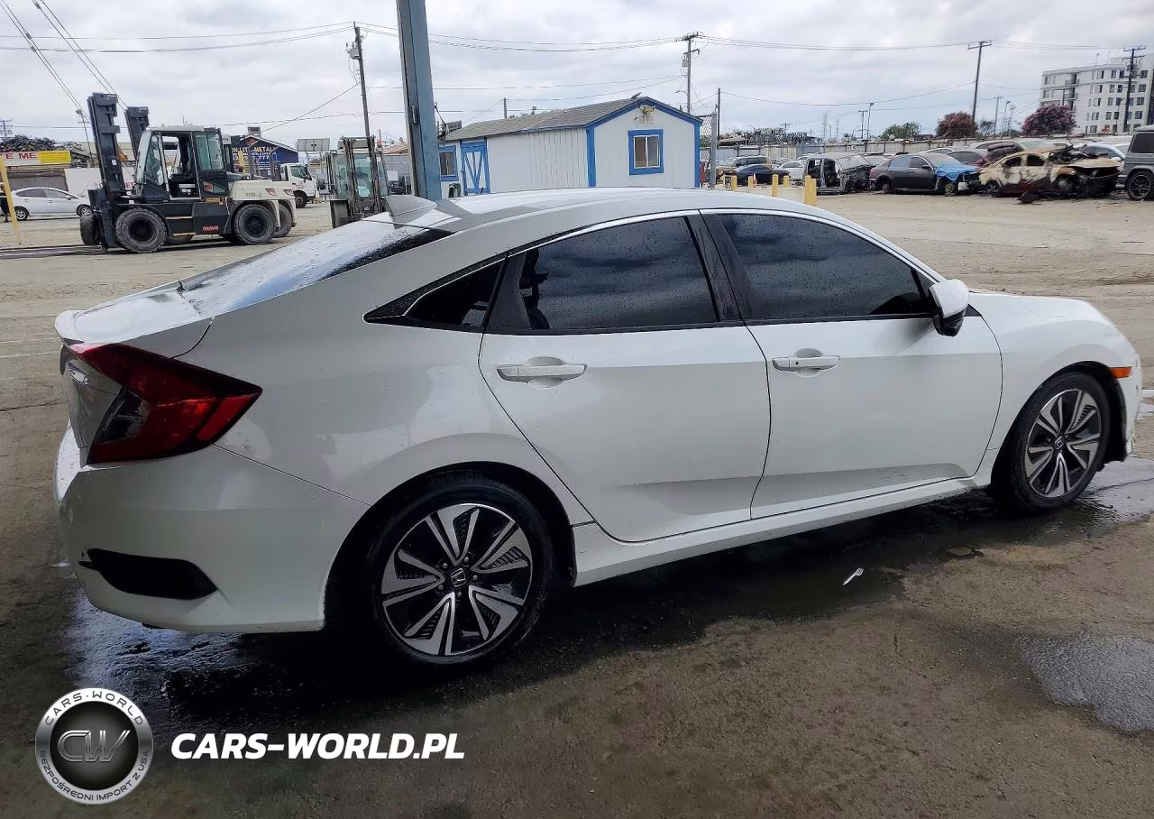 2018 Honda Civic Ex VIN:JHMFC1F39JX035832 - 3