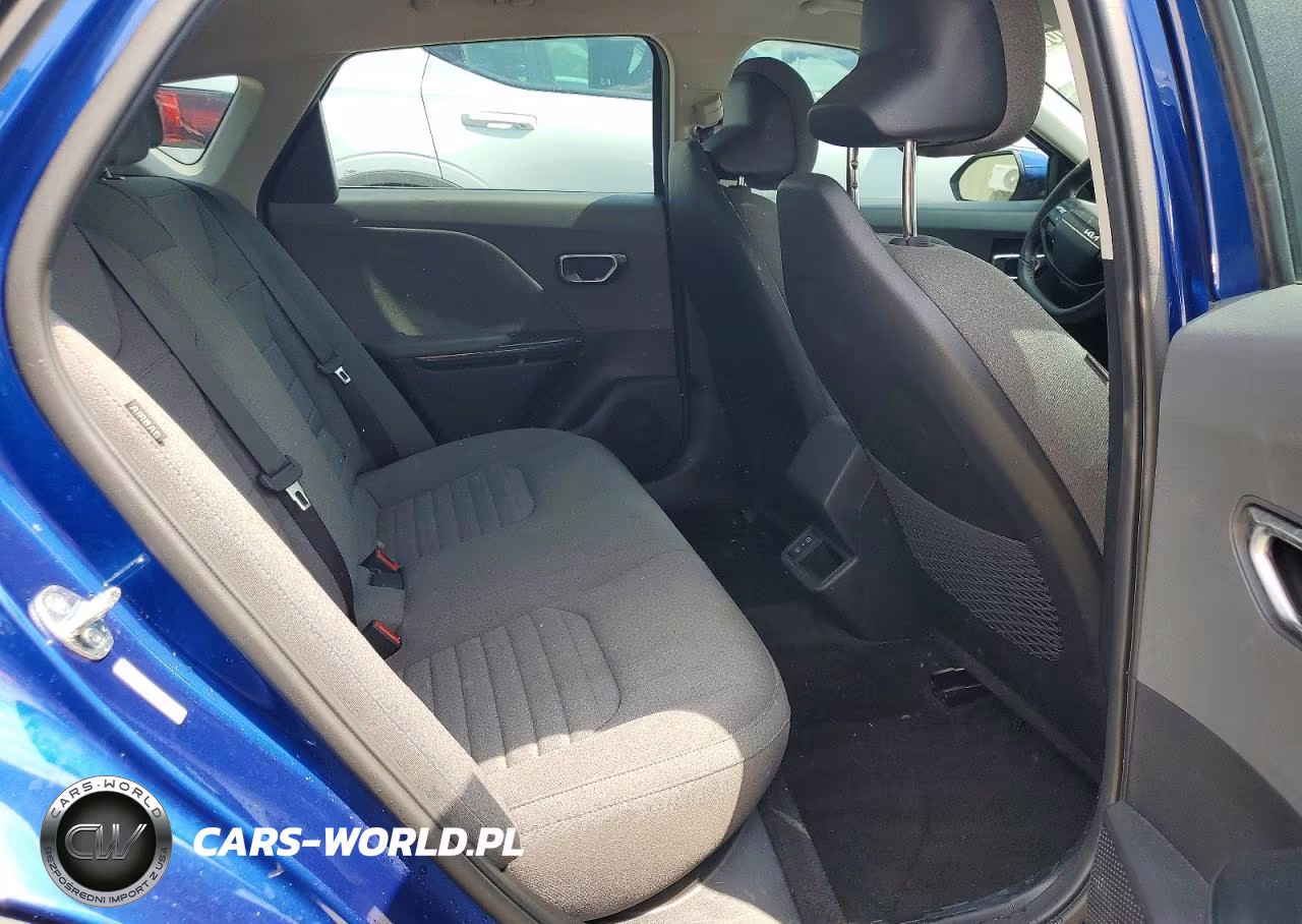 2025 Kia K4 Ex VIN:3KPFU4DE3SE180323 - 10
