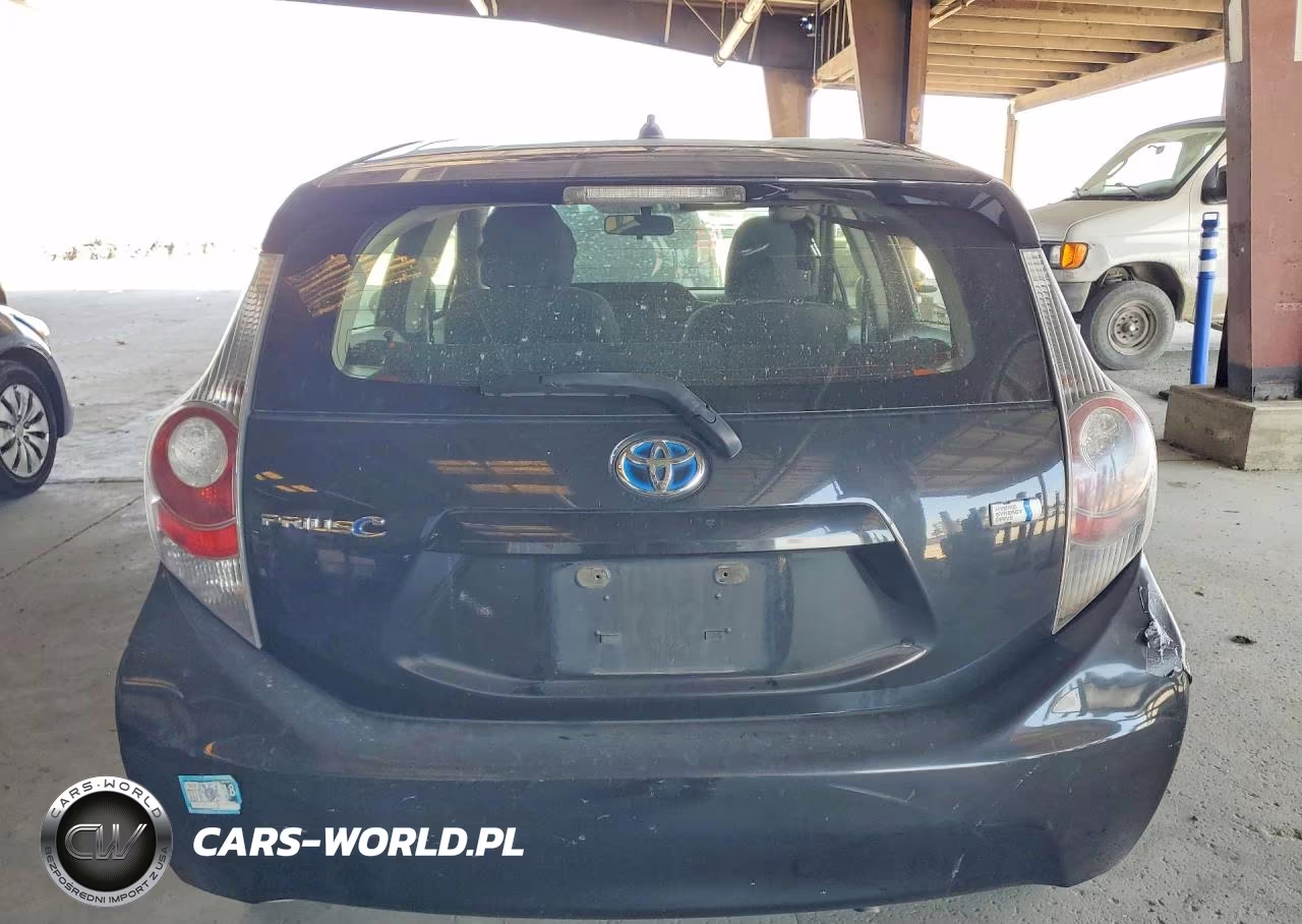 2014 Toyota Prius C Two VIN:JTDKDTB31E1060165 - 6