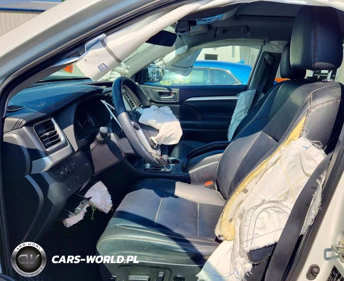 2019 Toyota Highlander Xle VIN:5TDJZRFH2KS939078 - 7