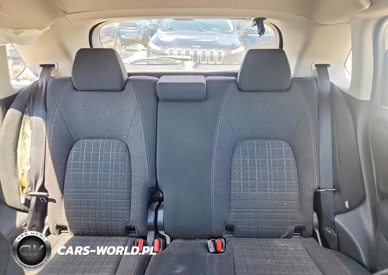 2024 Honda Hr-V Lx VIN:3CZRZ2H30RM758318 - 10