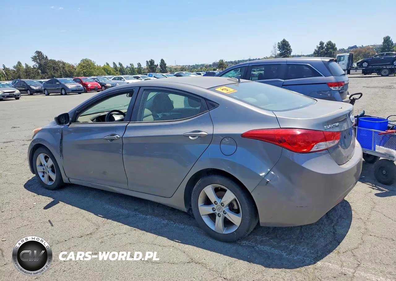 2013 Hyundai Elantra Gls VIN:5NPDH4AE4DH339753 - 2