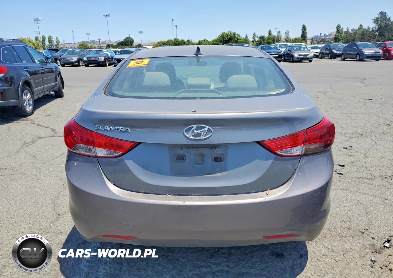 2013 Hyundai Elantra Gls VIN:5NPDH4AE4DH339753 - 6