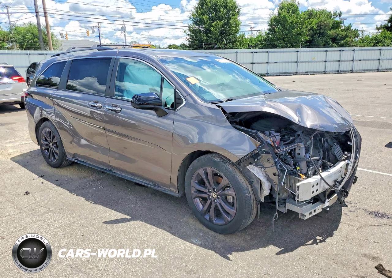 2022 Toyota Sienna Xse VIN:5TDDRKEC3NS117307 - 4