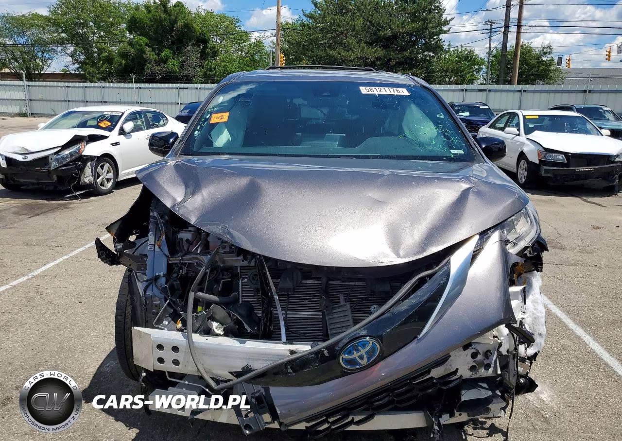 2022 Toyota Sienna Xse VIN:5TDDRKEC3NS117307 - 5