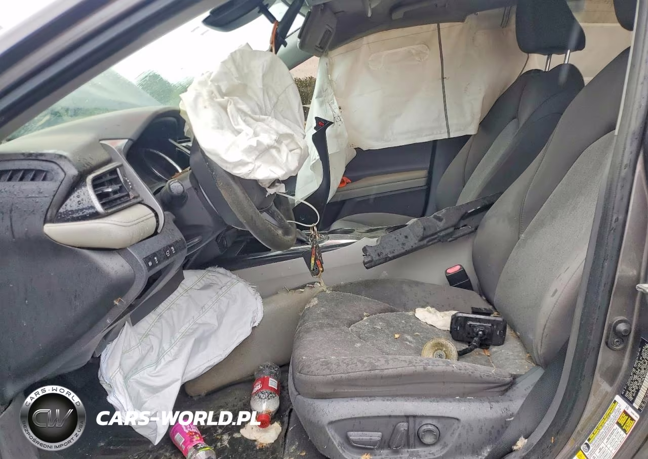 2019 Toyota Camry Le VIN:4T1B11HK1KU205254 - 7