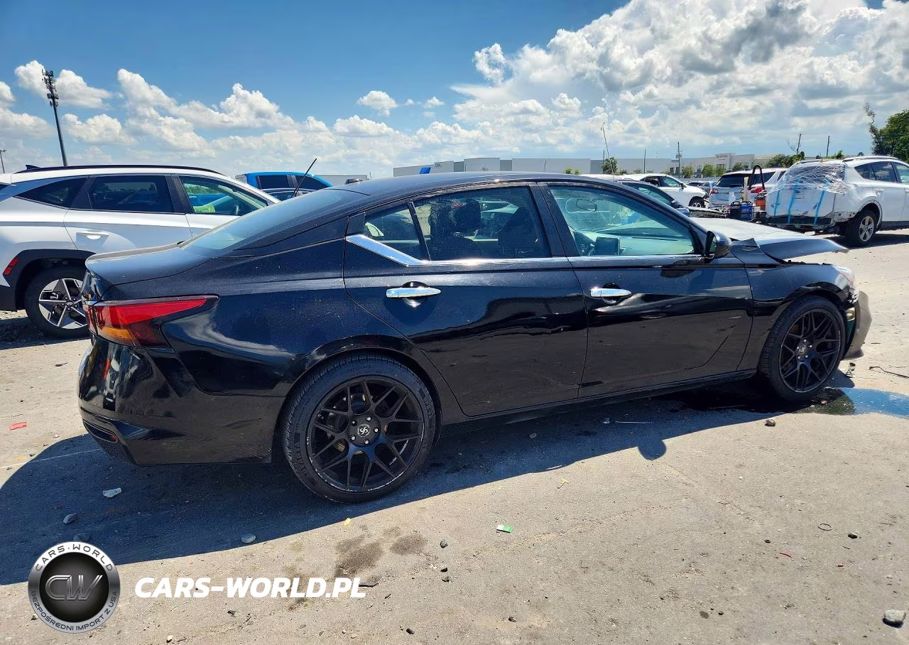 2020 Nissan Altima S VIN:1N4BL4BV1LC261808 - 3