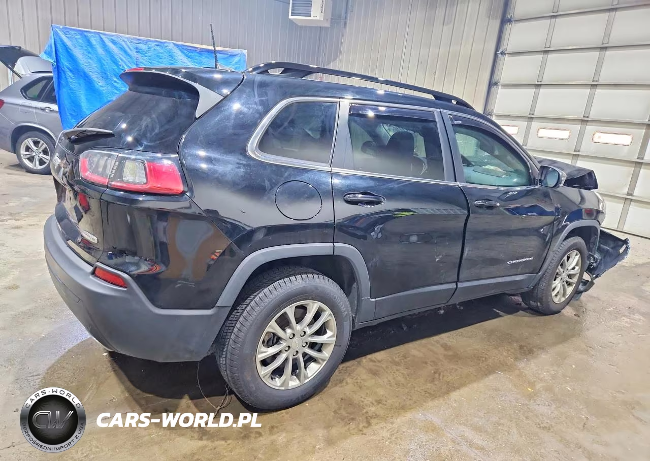 2022 Jeep Cherokee Latitude Lux VIN:1C4PJMMX7ND518326 - 3