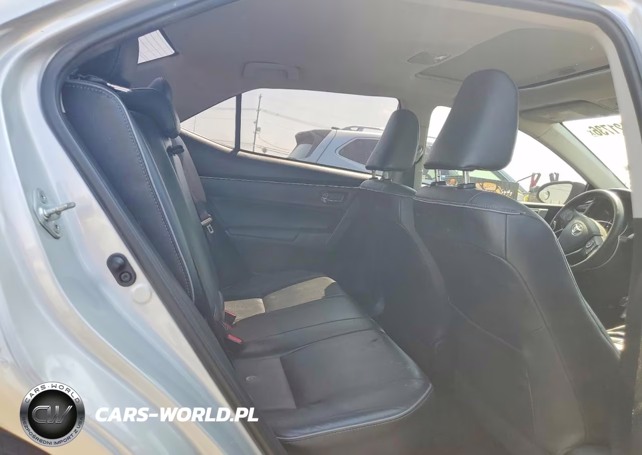 2017 Toyota Corolla Xle VIN:5YFBURHE4HP673442 - 10