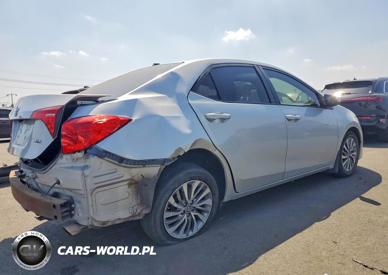 2017 Toyota Corolla Xle VIN:5YFBURHE4HP673442 - 3