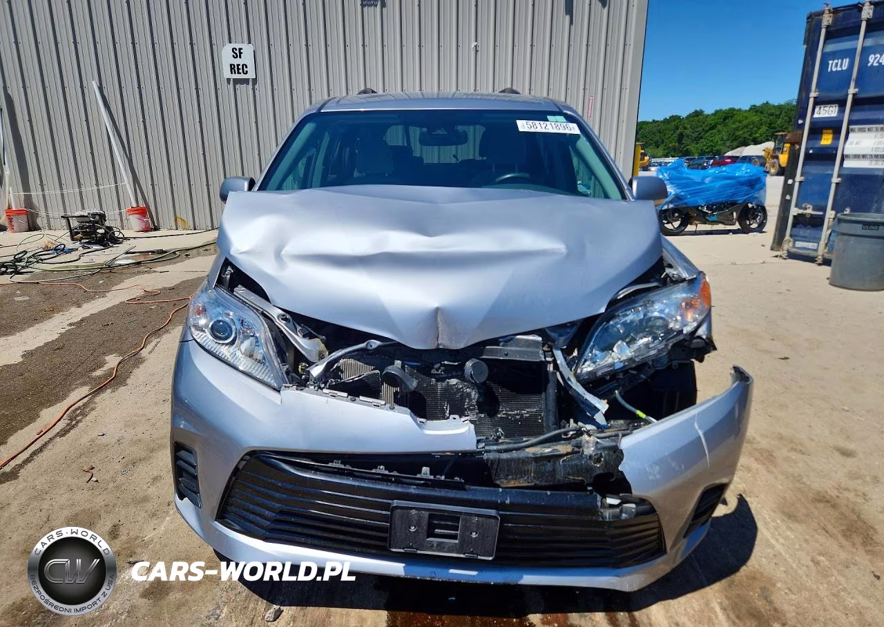 2018 Toyota Sienna Le VIN:5TDKZ3DC3JS914116 - 5