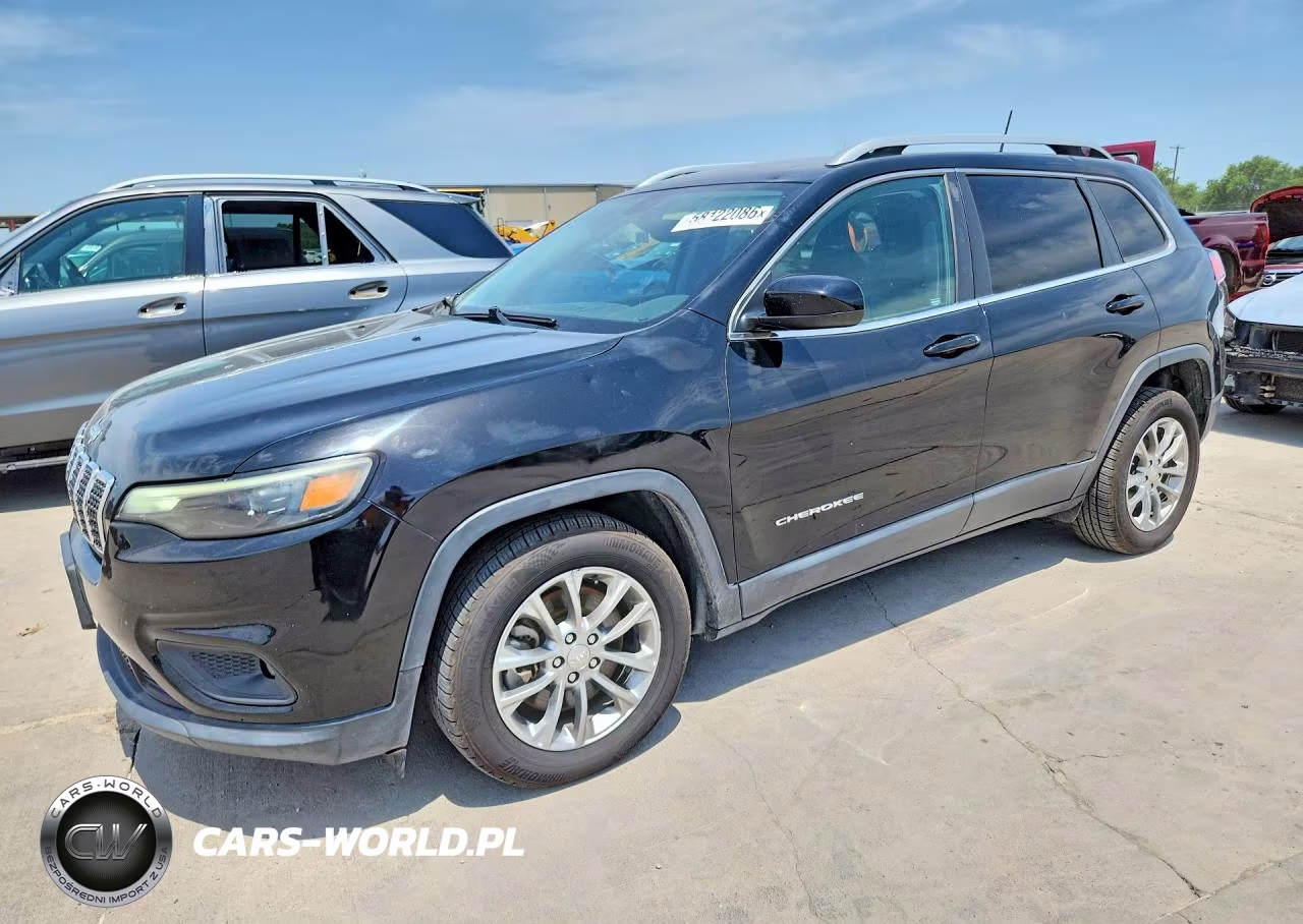 2019 Jeep Cherokee Latitude Plus VIN:1C4PJLLB7KD242001 - 1