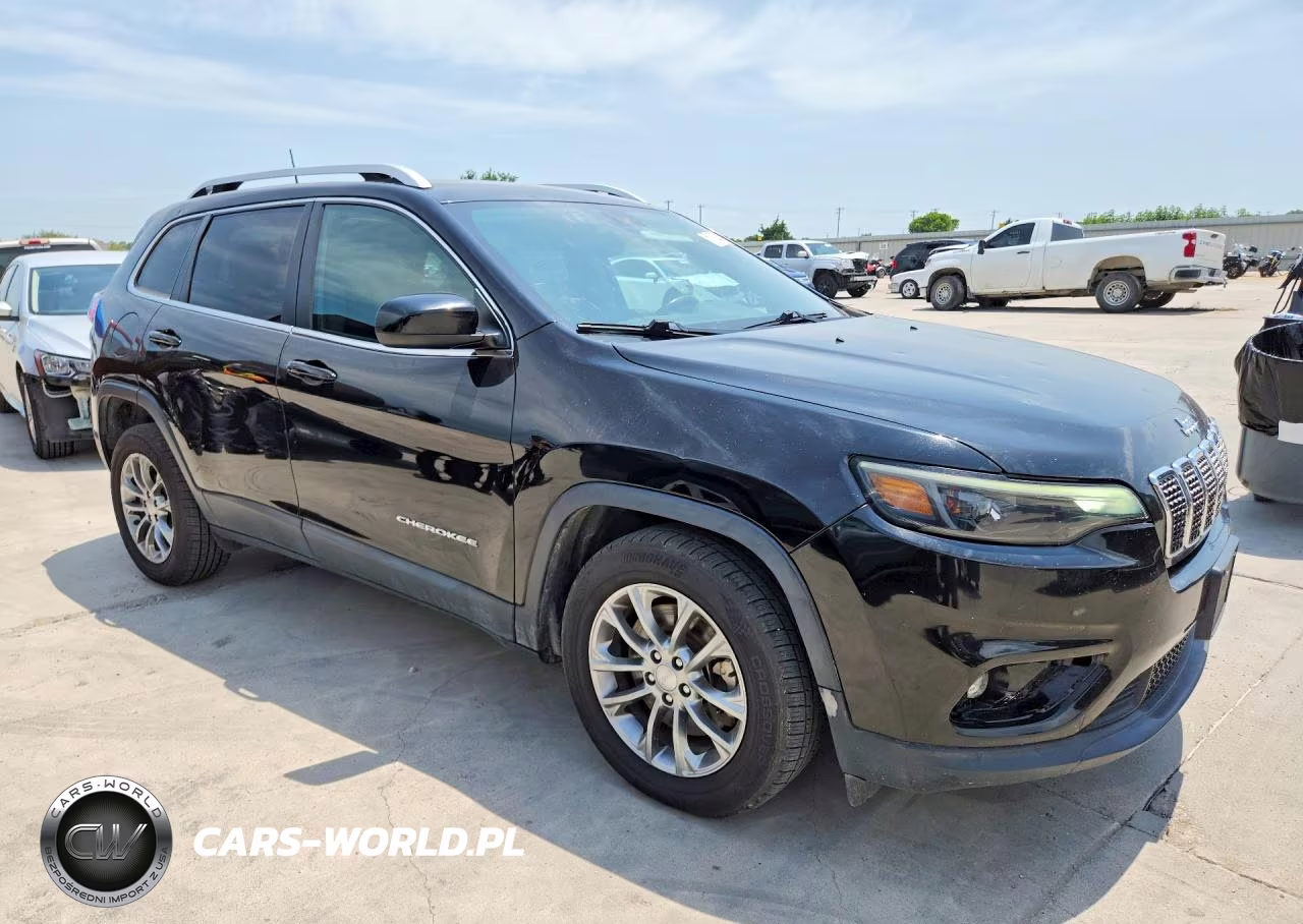 2019 Jeep Cherokee Latitude Plus VIN:1C4PJLLB7KD242001 - 4
