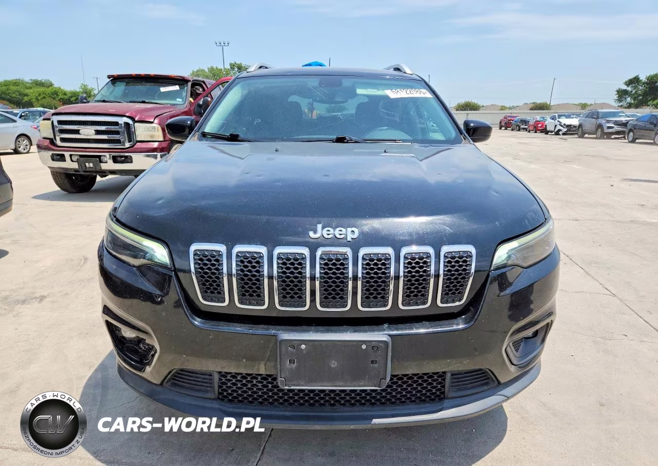 2019 Jeep Cherokee Latitude Plus VIN:1C4PJLLB7KD242001 - 5