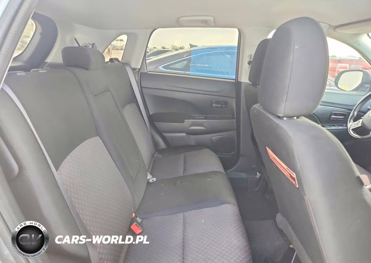 2018 Mitsubishi Outlander Sport Es VIN:JA4AP3AU2JU011587 - 10