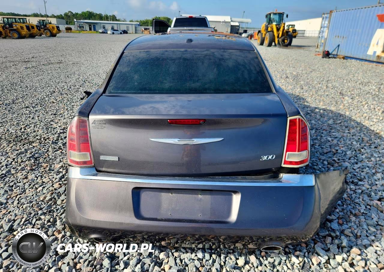2013 Chrysler 300 VIN:2C3CCAAG5DH569230 - 6