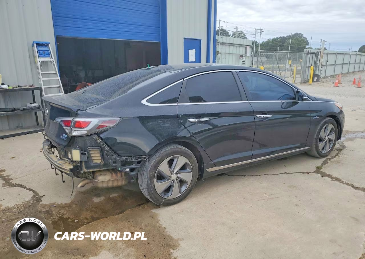 2017 Hyundai Sonata VIN:KMHE14L22HA062654 - 3