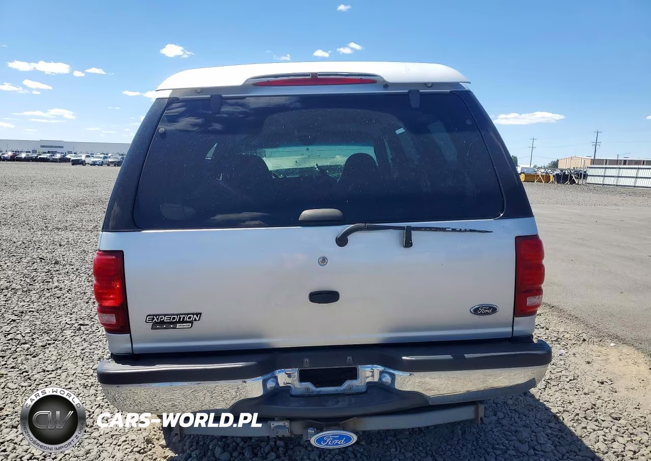 1999 Ford Expedition VIN:1FMPU18L4XLA98851 - 6
