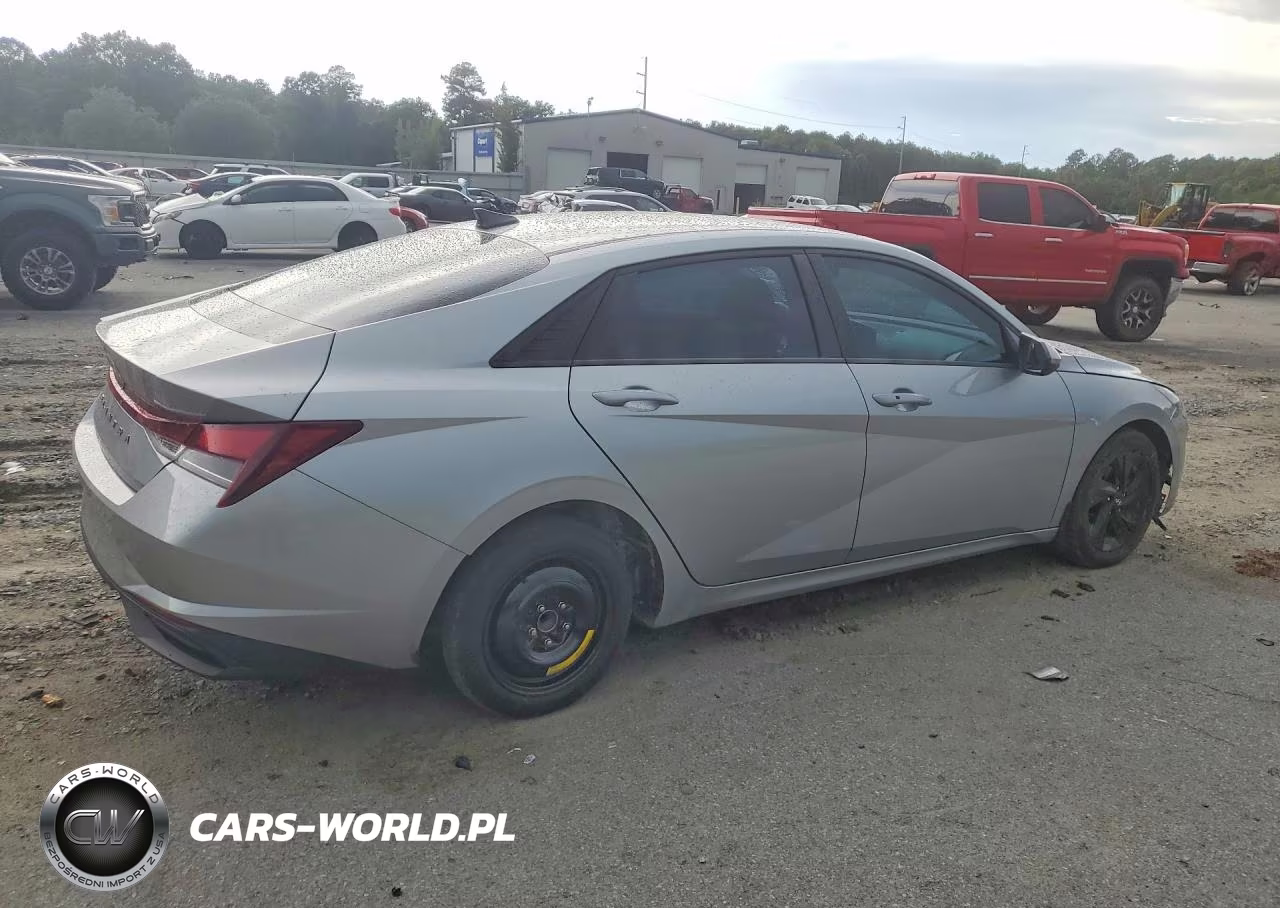 2023 Hyundai Elantra Sel VIN:5NPLM4AG1PH110296 - 3