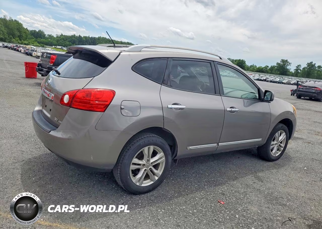 2013 Nissan Rogue S VIN:JN8AS5MV5DW632274 - 3
