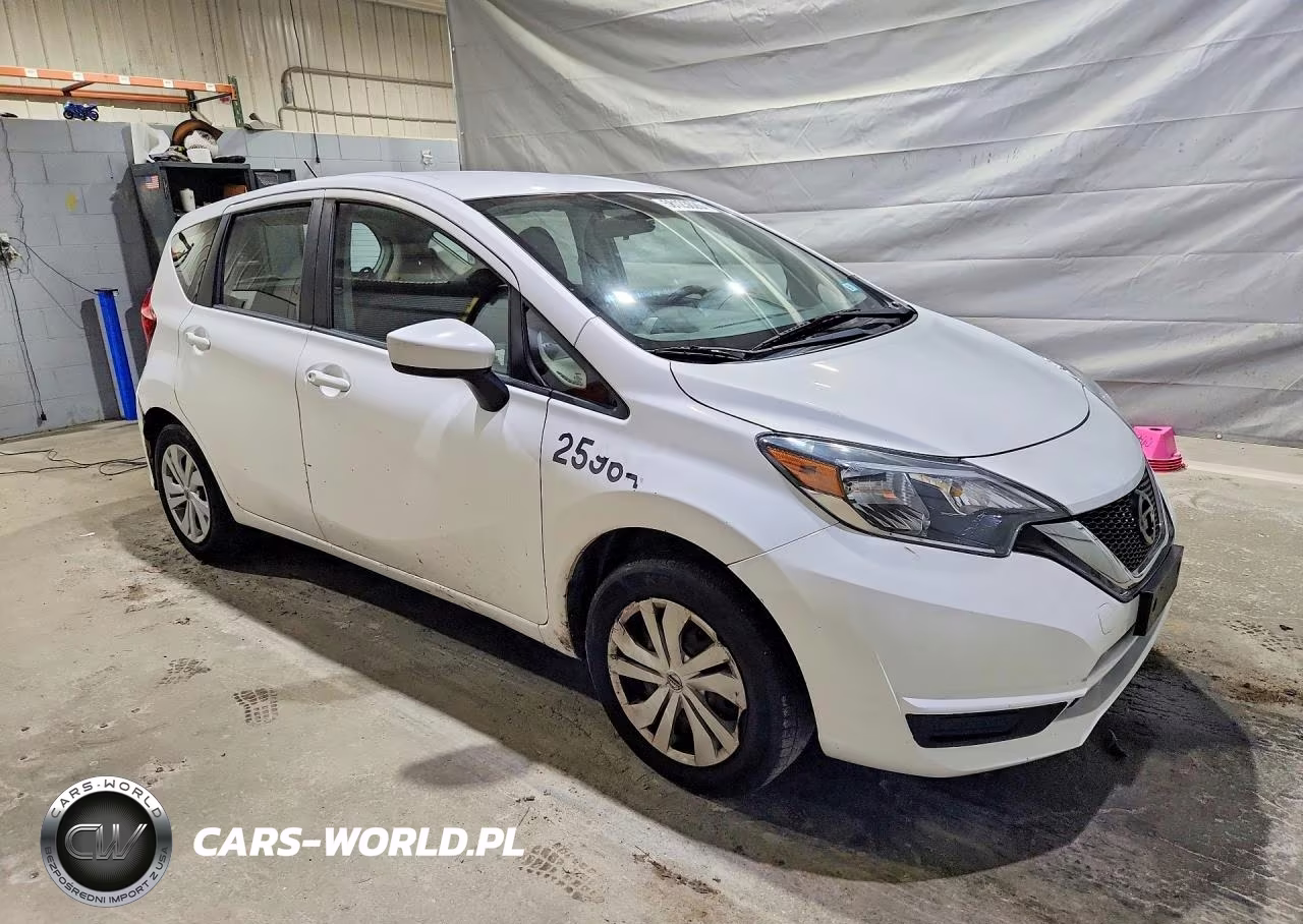 2017 Nissan Versa Note S Plus VIN:3N1CE2CP4HL352986 - 4